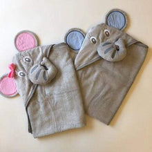 Load image into Gallery viewer, Bamboo Hooded Towel
